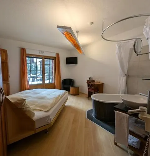 Rising Sun Apartment *